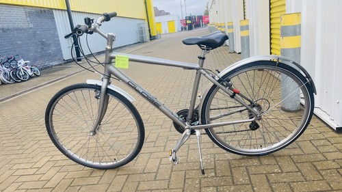Specialized hybrid bike - , 28