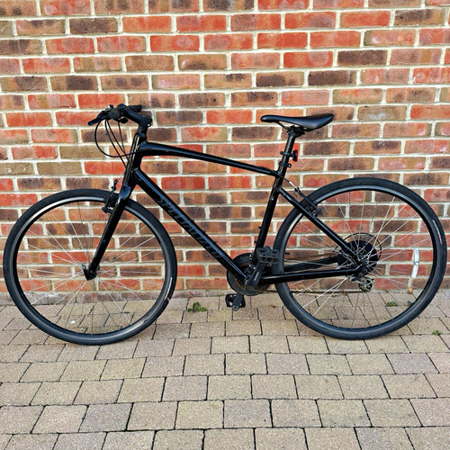 Specialised sirrus road bike