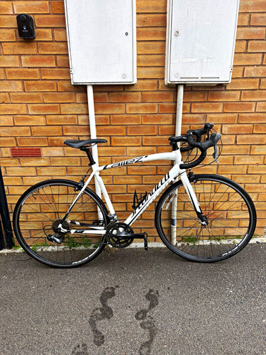 Specialized allez road bike - road,